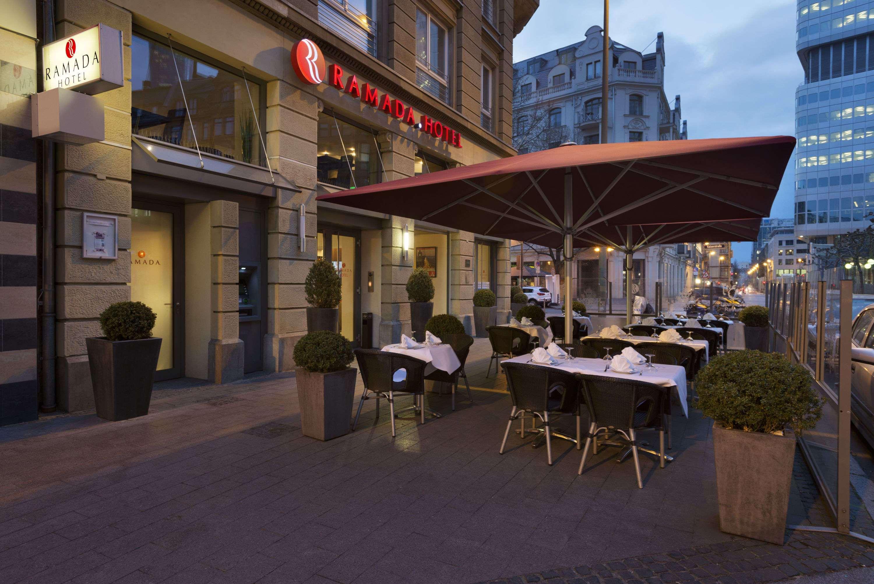 فندق رامادا باي ويندام فرانكفورت سيتي سنتر آند فاينانشال ديستريكت المظهر الخارجي الصورة